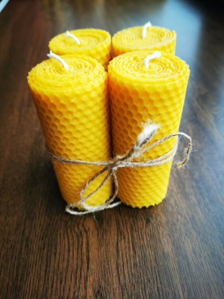 Svíčky ze včelího vosku (7)