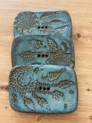 Keramická mýdlenka s ornamenty - (14)